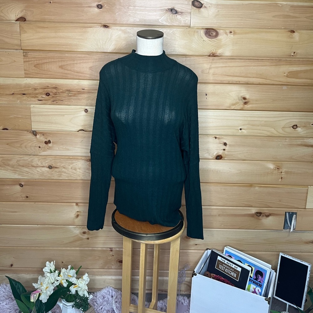 ANTHROPOLOGIE ERI  and Ali Green Long Sleeve Sweater